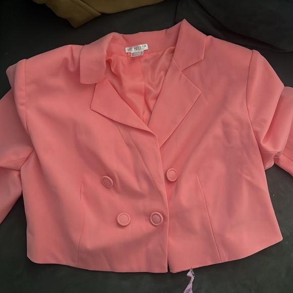 Pink Venus cropped blazer, size 16, EUC, PTP 22 - Picture 2 of 6